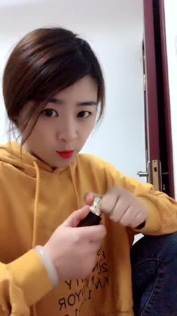娱乐吃瓜酱美女视频